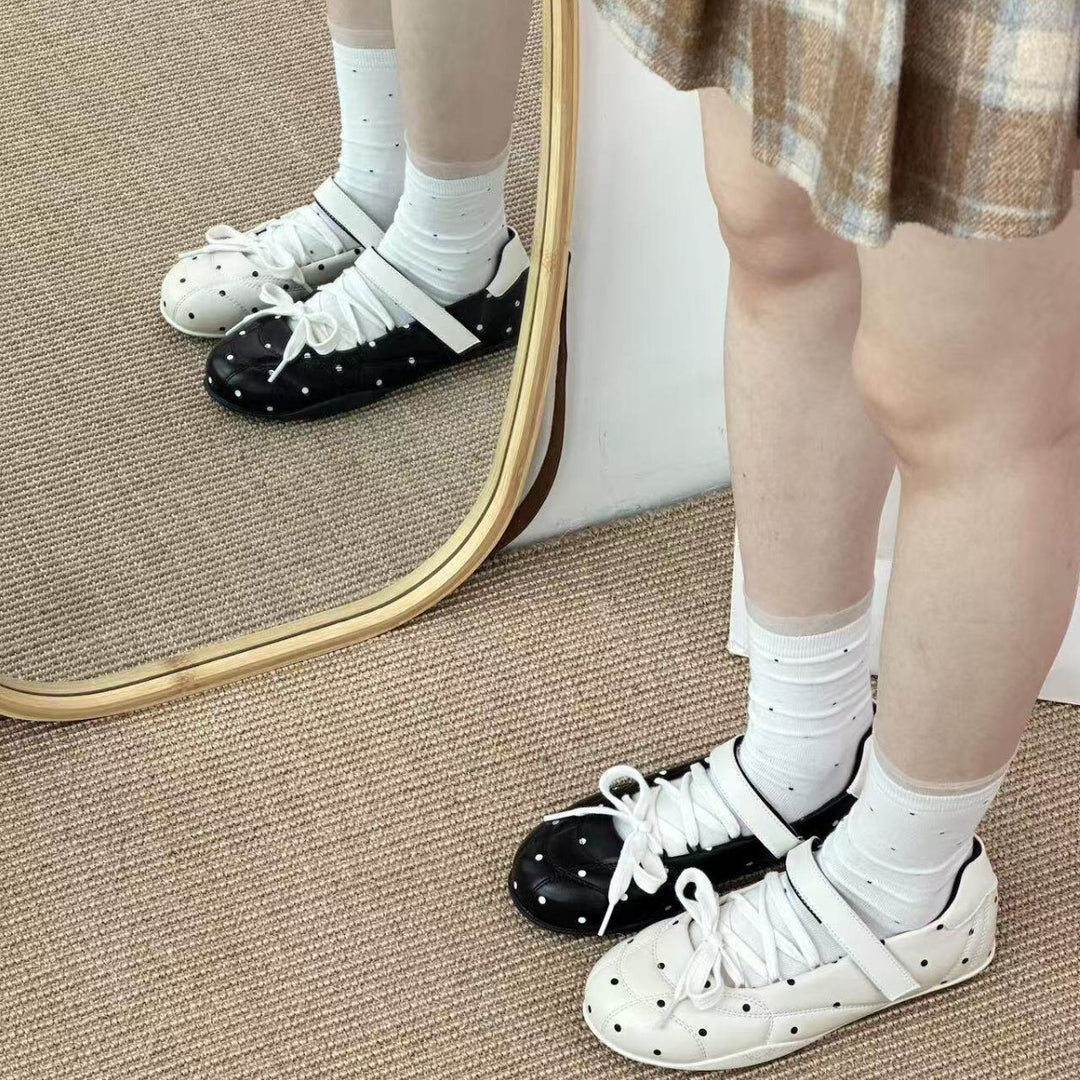 Damen Freizeit Sneakers mit punktemuster und flexiblem Obermaterial EB