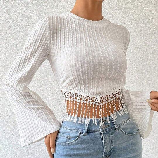 Damen gehäkeltes Spitzen-Crop-Top mit ausgestellten Trompetenärmeln und Häkelfransen Eichborn Berlin