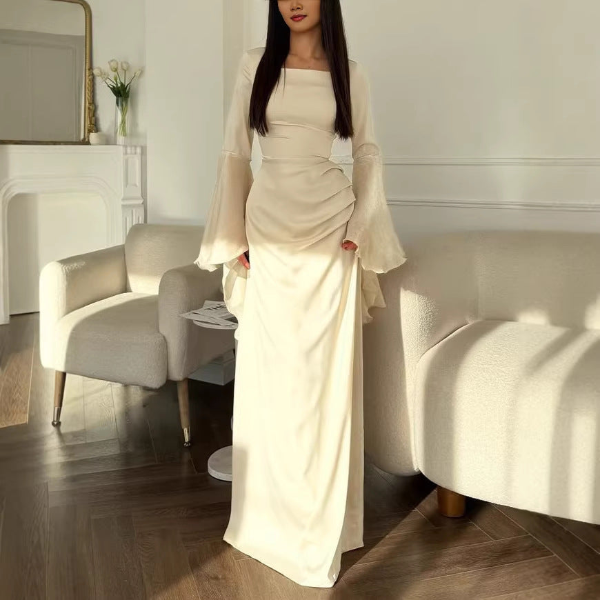 Damen Abendkleid mit Quadrat-Ausschnitt, transparenten Glockenärmeln und drapierter Taillenpartie EB