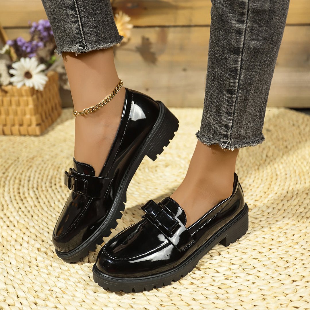 Damen Glänzende Loaferschuhe mit Eleganter Schnalle EB