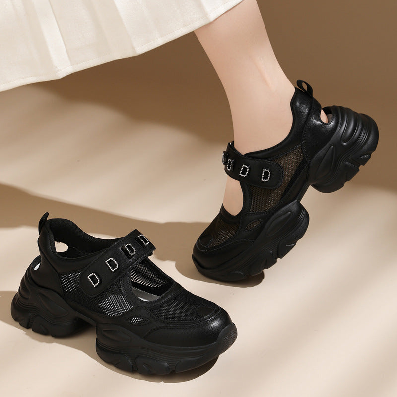 Damen Sportliche Komfort-Sneaker mit verstellbarem Riemen und dämpfender Sohle EB