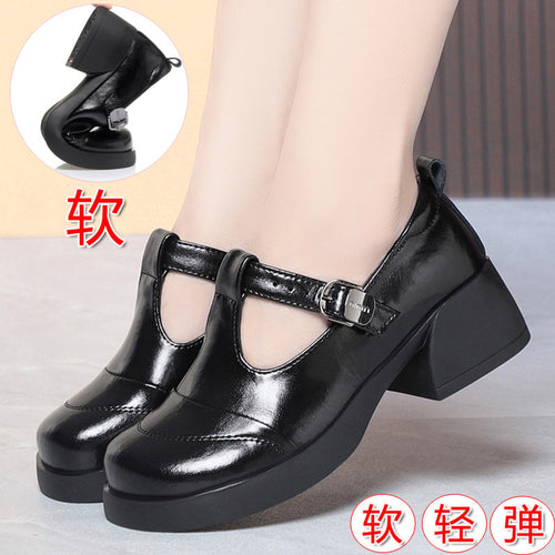Damen Riemchenpumps mit stabilem Blockabsatz und modischem Riemchen EB