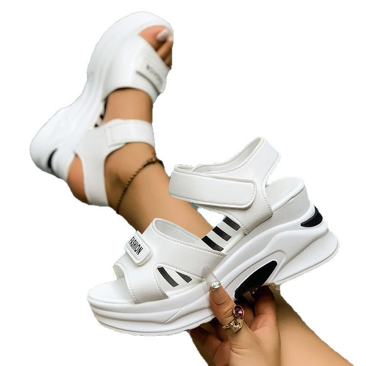Damen Wedge-Sandalen mit verstellbaren Riemen und gepolsterter Sohle EB