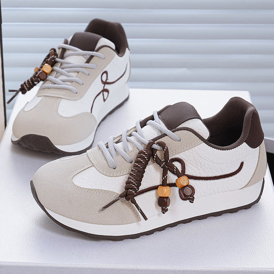 Damen Sneakers mit innovativem Schnürsystem und atmungsaktiver Konstruktion EB