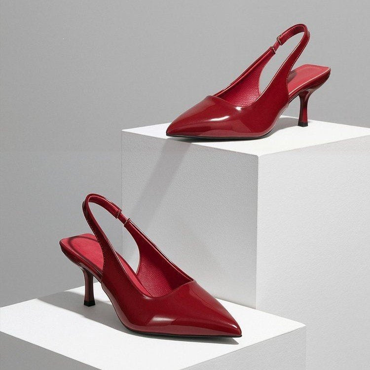 Damen Slingback-Pumps mit elegantem spitzem Zehenbereich und glänzender Oberfläche EB
