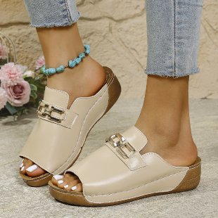 Damen komfortable Pantoletten mit dekorativem Riemen und ergonomischer Sohle EB