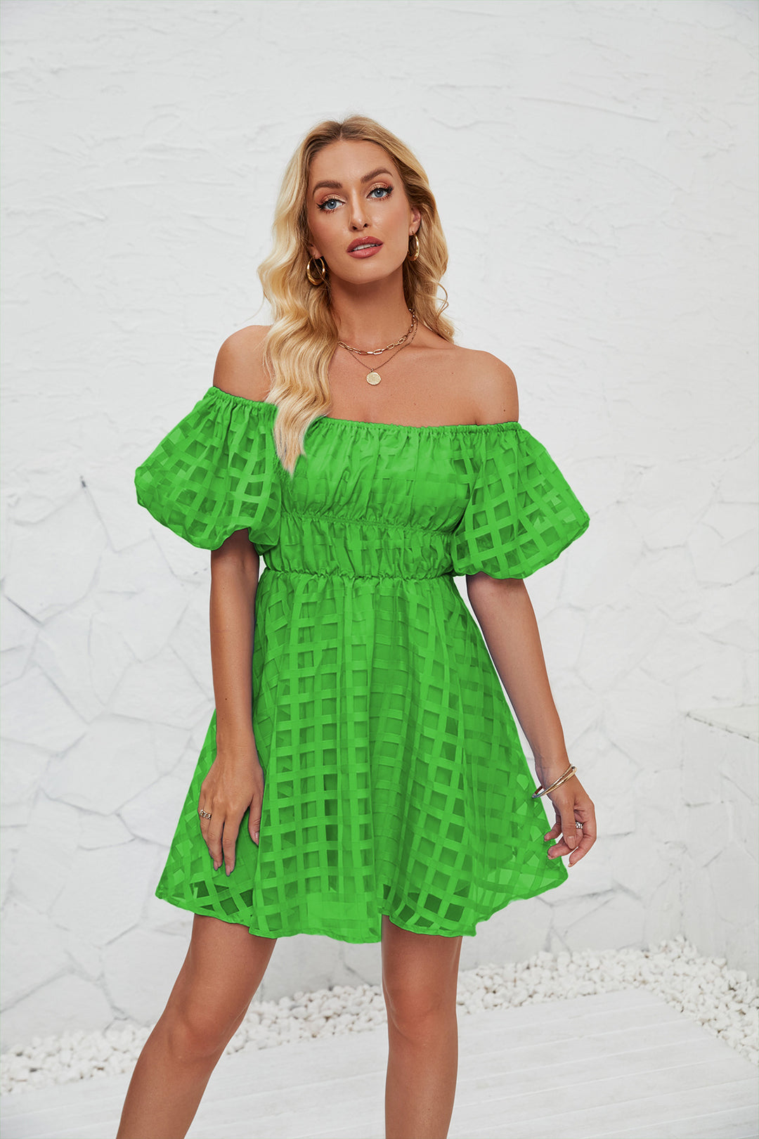 Damen Sommerkleid mit luftigen Puffärmeln und verspieltem Karo-Muster EB