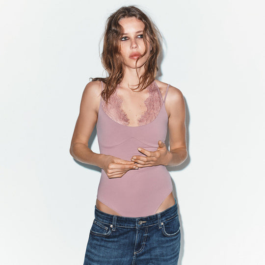 Damen Bodysuit mit Spitzenverzierung und figurbetontem Schnitt EB