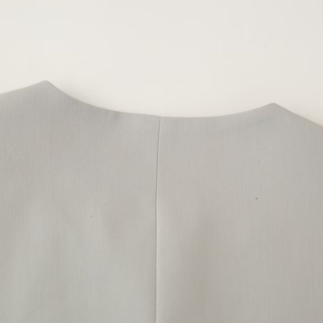 Damen modische Jacke mit minimalistischer Schnittführung und seitlichen Taschen EB