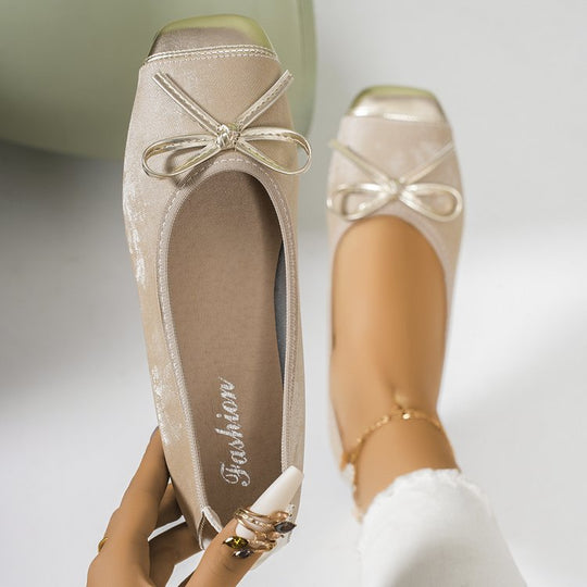 Damen Ballerinas mit funkelndem Schleifendesign und glänzender Kappenverzierung EB