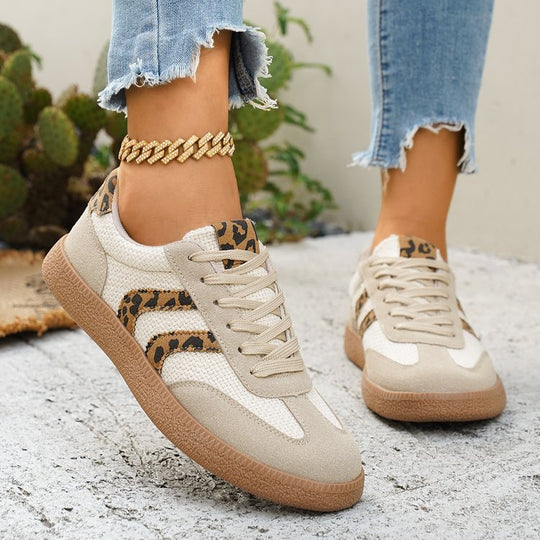 Damen Sportliche Sneakers mit Leoprint-Design und atmungsaktiver Oberflächenstruktur EB