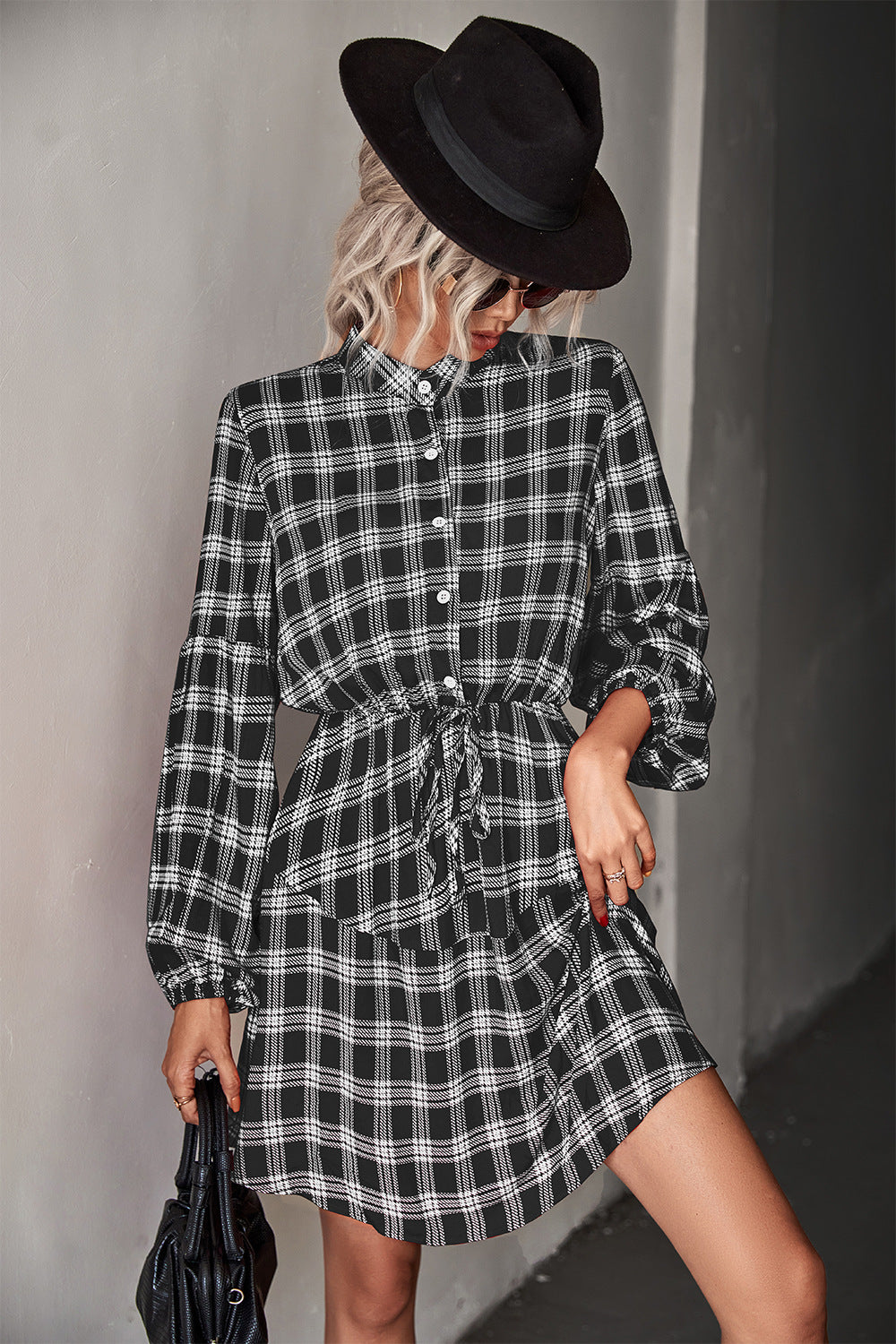 Damen Hemdblusenkleid mit verstellbarem Taillengürtel und kariertem Design EB