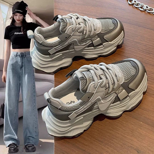 Damen Sneaker mit luftiger Mesh-Oberfläche und dämpfender Sohle EB