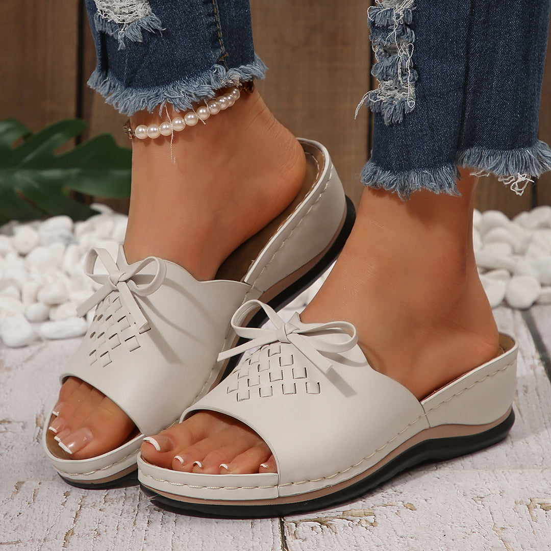 Damen Riemchen-Sandalen mit geflochtenem Design und komfortablem Fußbett EB