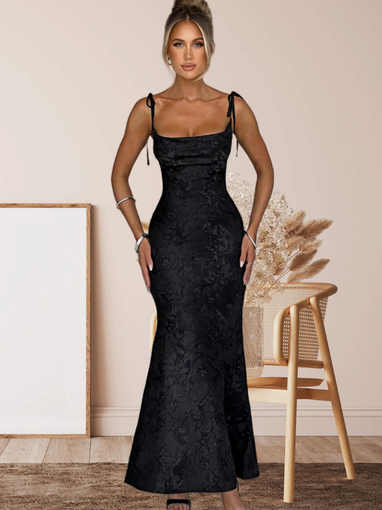 Damen Elegantes Langarm Abendkleid mit floralem Jacquard-Muster und zartem Rückenausschnitt EB