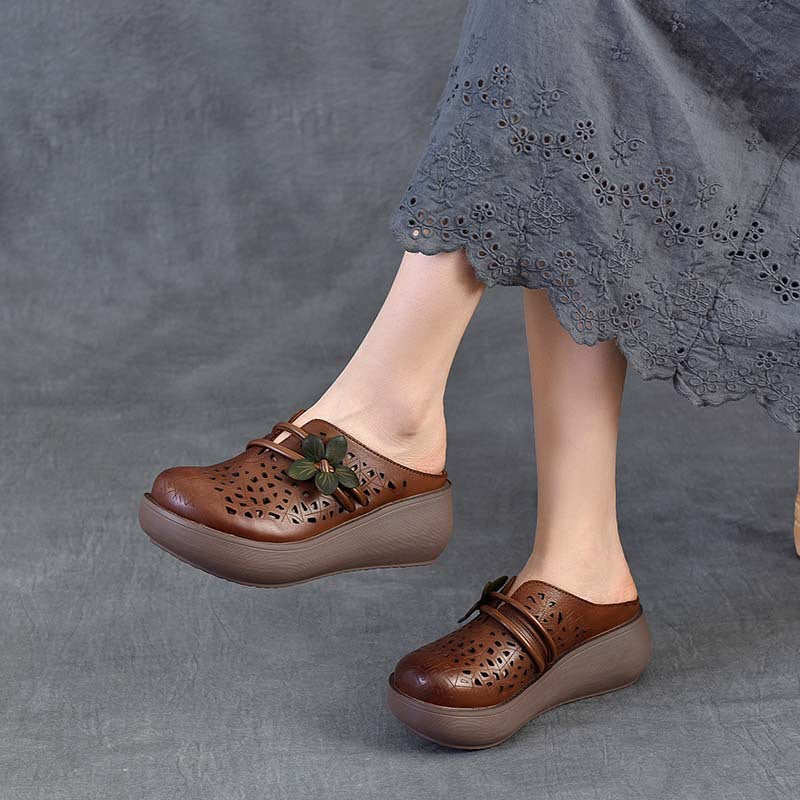 Damen Komfortable Clogs mit floralen Cut-Outs und ergonomischer Sohle EB