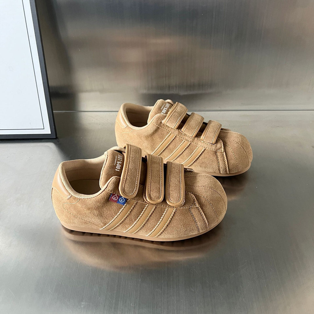Damen Sportliche Sneakers mit praktischem Klettverschluss aus hochwertigem Wildleder EB