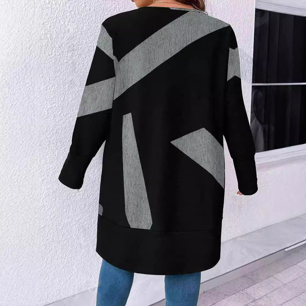 Damen Oversized Strickjacke mit grafischem Design EB