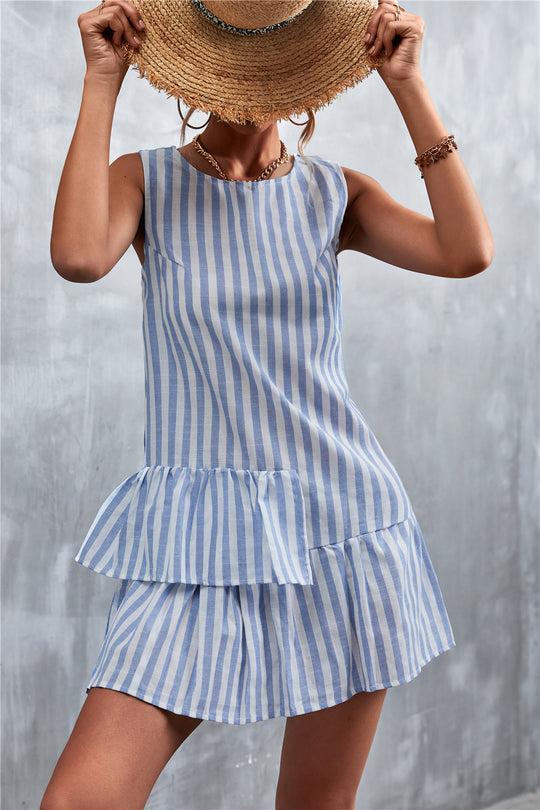Damen luftiges Streifenkleid mit voluminösem Rüschensaum EB