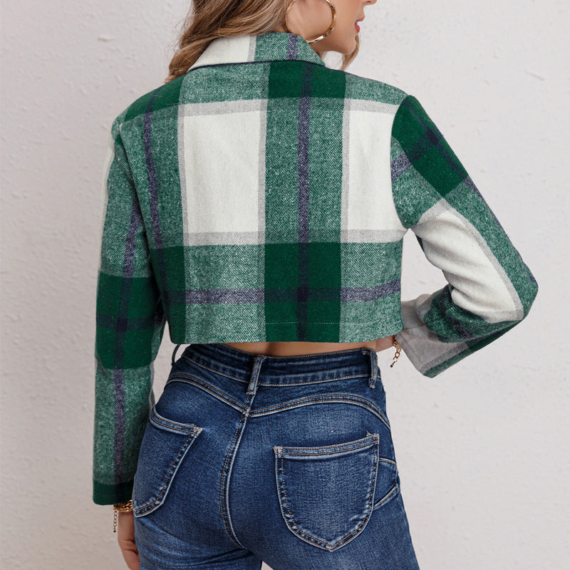 Damen Karierte Jeansjacke im cropped Schnitt mit Brusttaschen EB