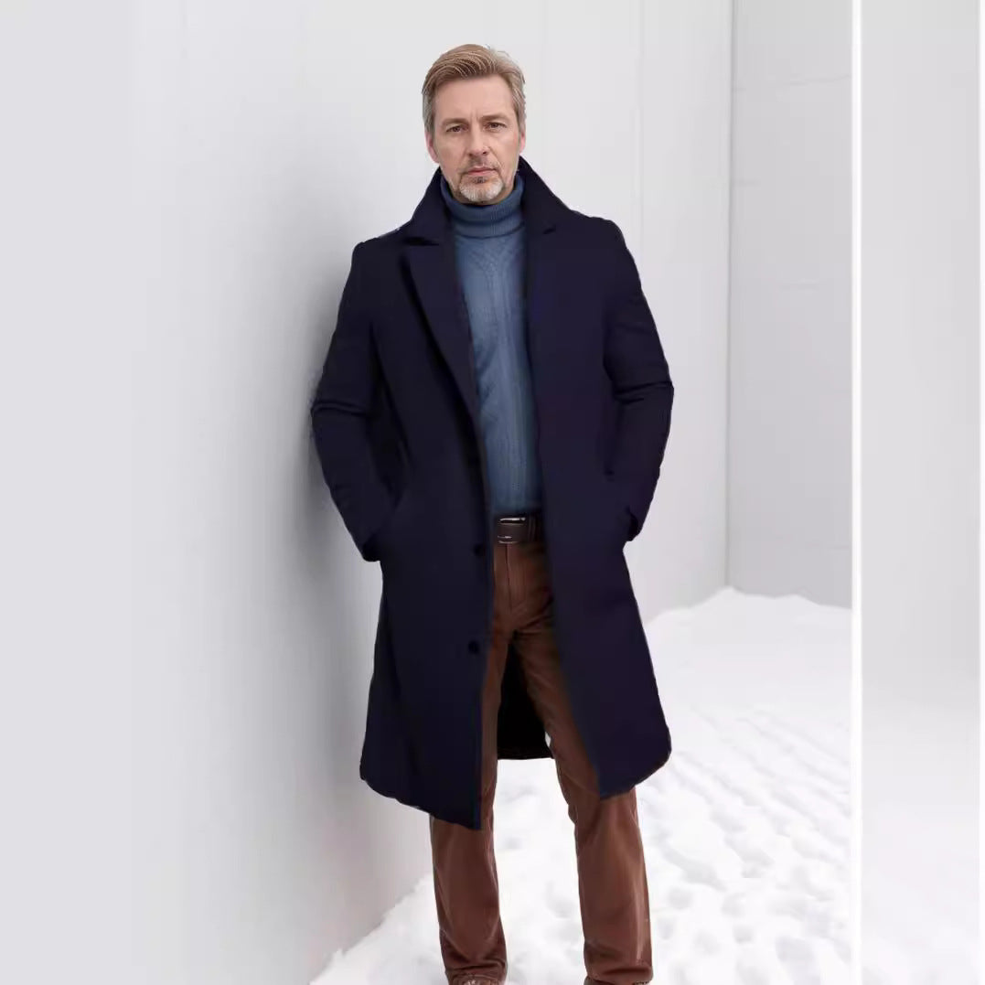 Herren eleganter Langmantel mit strukturiertem Obermaterial und praktischen Taschen EB