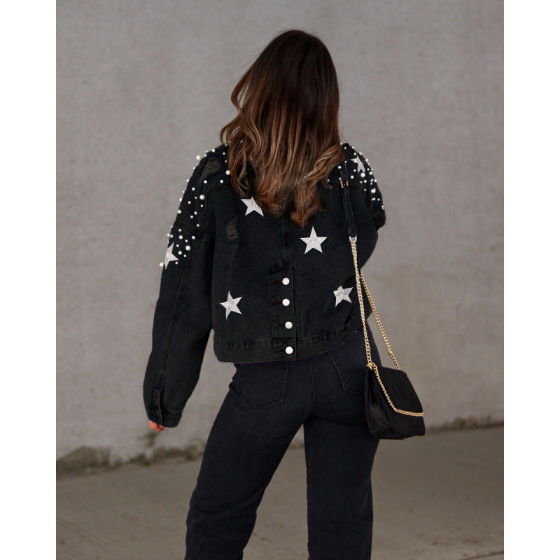 Damen Jeansjacke mit auffälligen Applikationen und oversized Schnitt EB