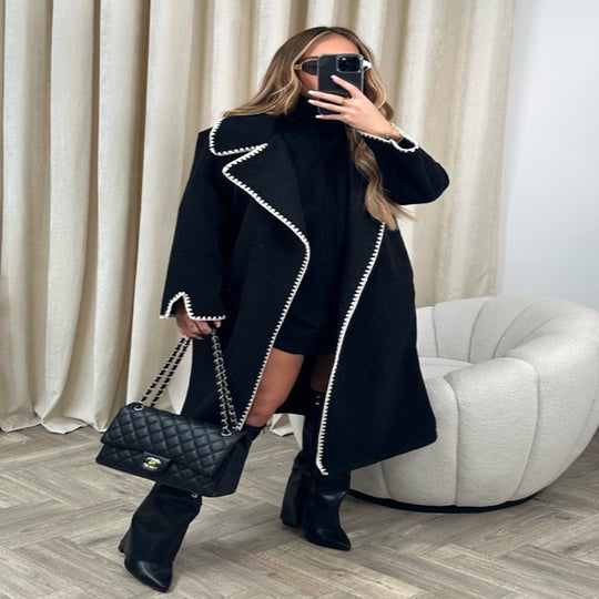 Damen eleganter Mantel mit stilvollem Umschlagkragen und kontrastierenden Ziernähten EB