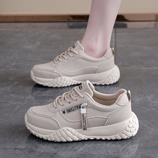 Damen Sportliche Sneakers mit robuster Profilsohle und atmungsaktiver Struktur EB