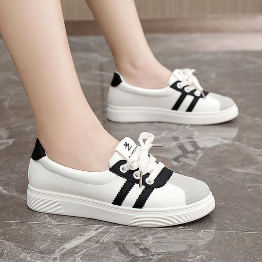 Damen Sportliche Sneakers mit metallischen Akzenten und komfortabler Dämpfung EB