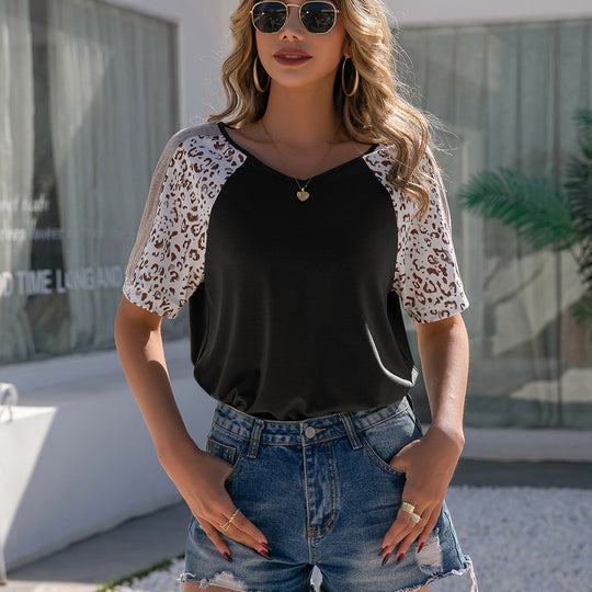 Damen lässiges T-Shirt mit animalischem Muster und Amerikanischem Ausschnitt EB