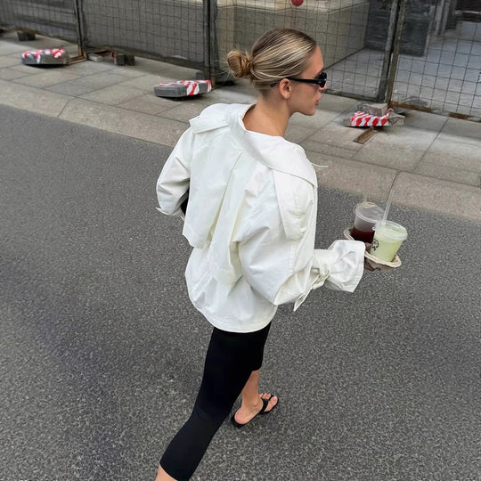 Damen modische Kurzjacke mit Taillengürtel und elegantem Schnitt EB