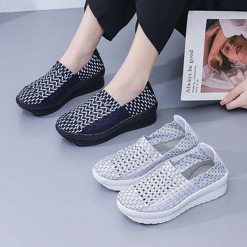 Damen Komfortable Slip-On Sneakers mit atmungsaktivem Obermaterial und dämpfender Sohle EB