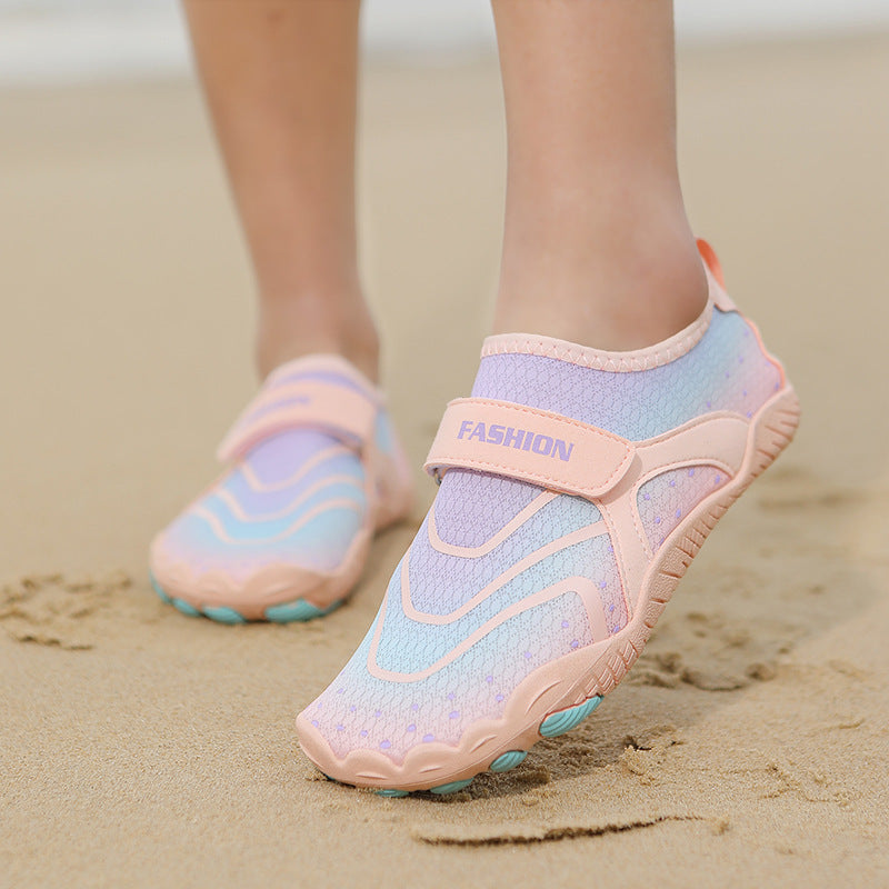 Damen Flexible Aquaschuhe mit verstellbarem Klettverschluss und rutschfester Sohle EB