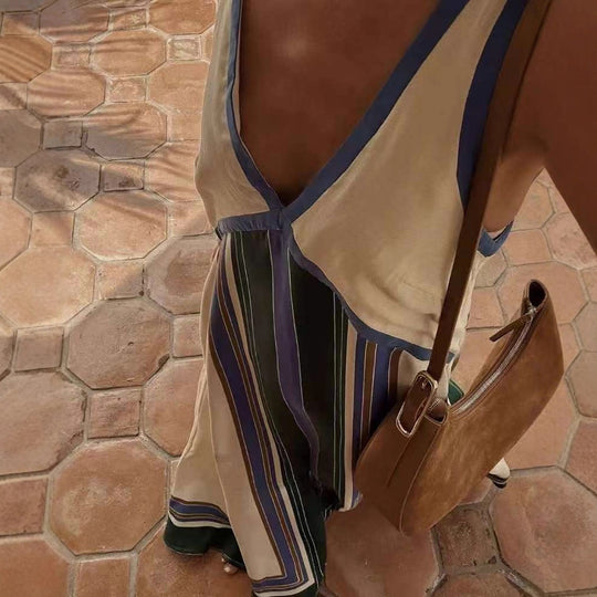Damen Maxikleid mit tiefem V-Ausschnitt und fließendem Schnitt EB