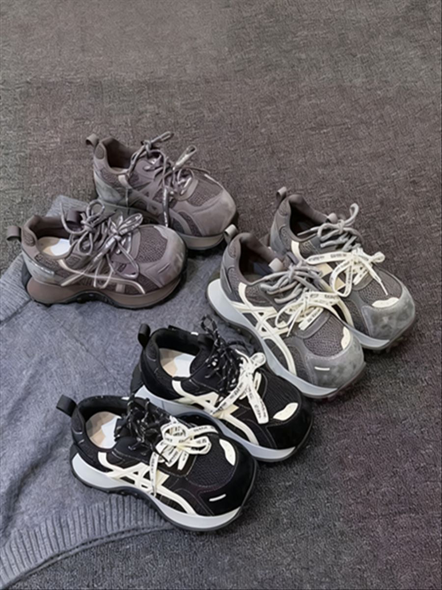 Damen Sportliche Sneakers mit atmungsaktivem Mesh und dämpfender Sohle EB