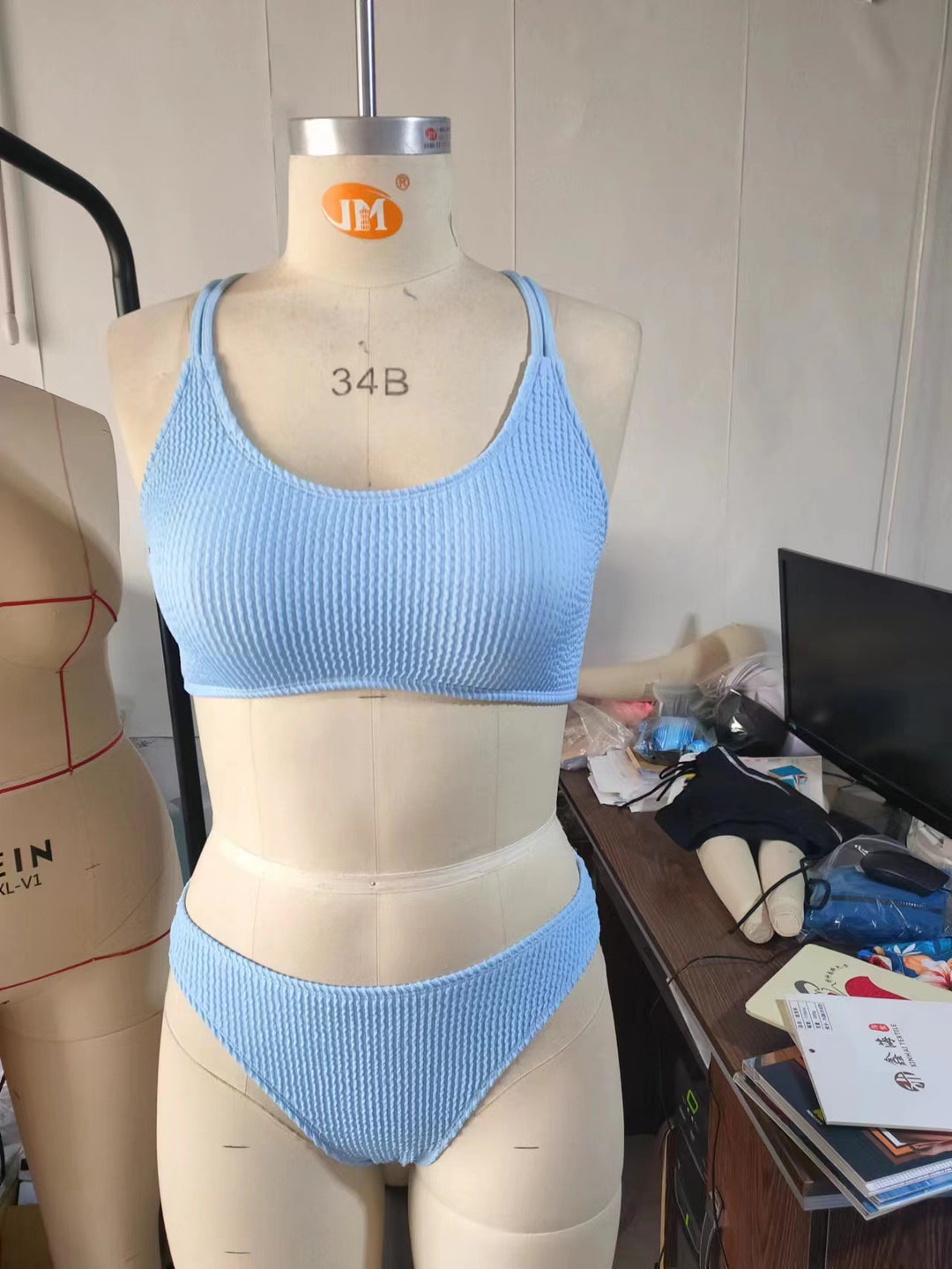 Damen Sport-Bikini mit hoch geschnittenem Höschen EB