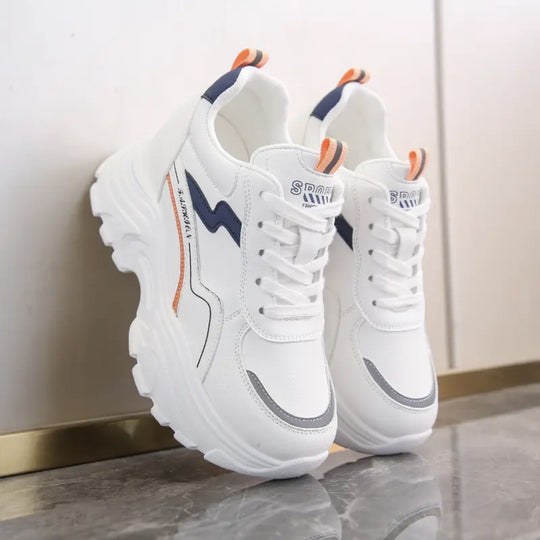 Damen Sportliche Sneakers mit bequemem Dämpfungssystem und modernem Design EB