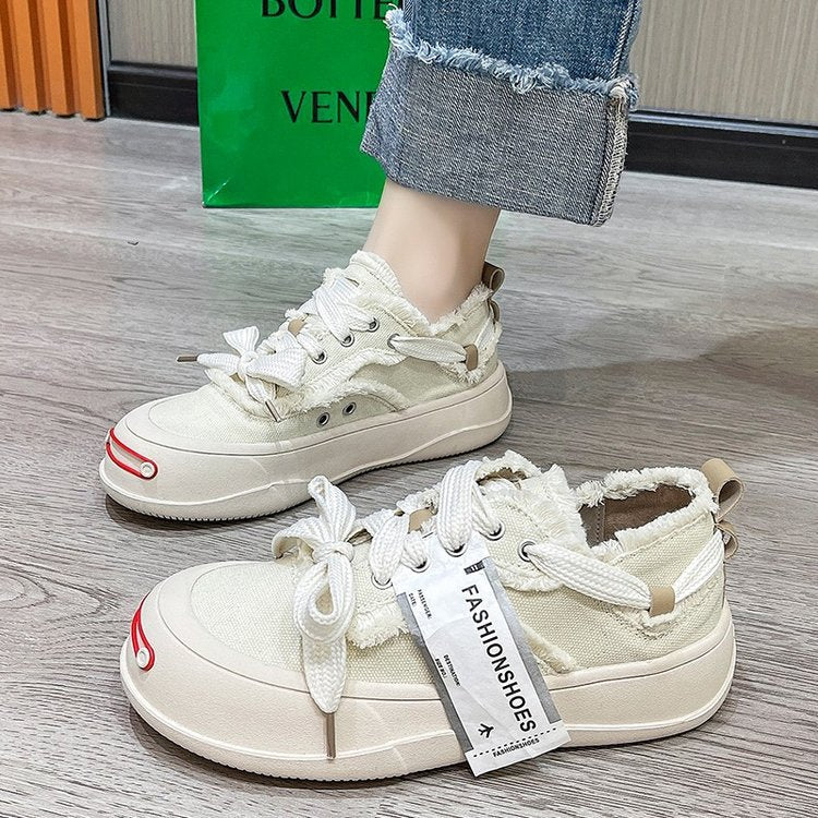 Damen Trendige Sneakers mit auffälligem Design und innovativer Schnürung EB