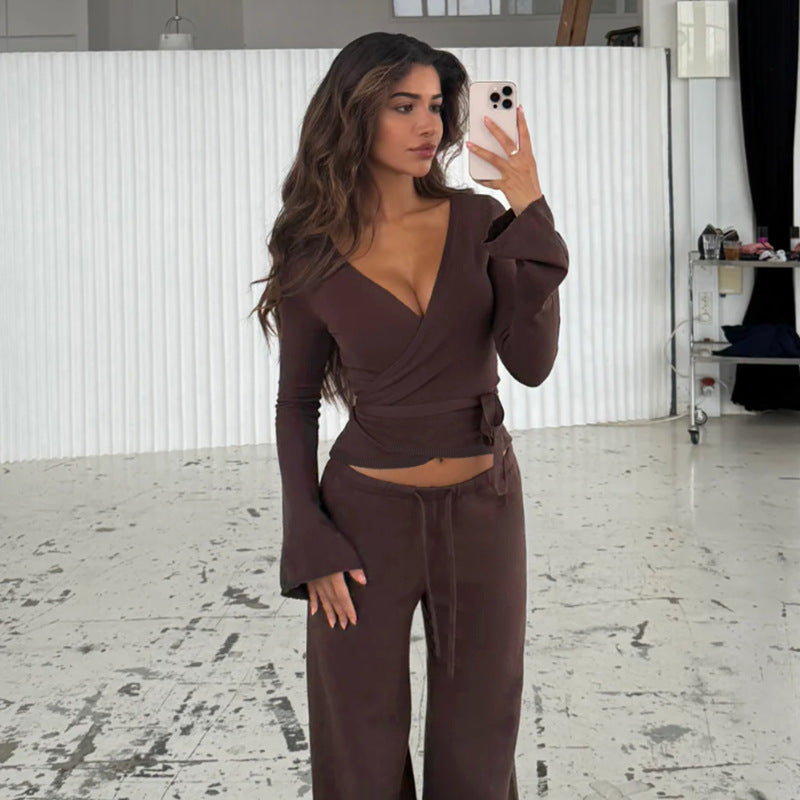 Damen lockerer Jumpsuit mit Wickeldesign und langen Ärmeln EB