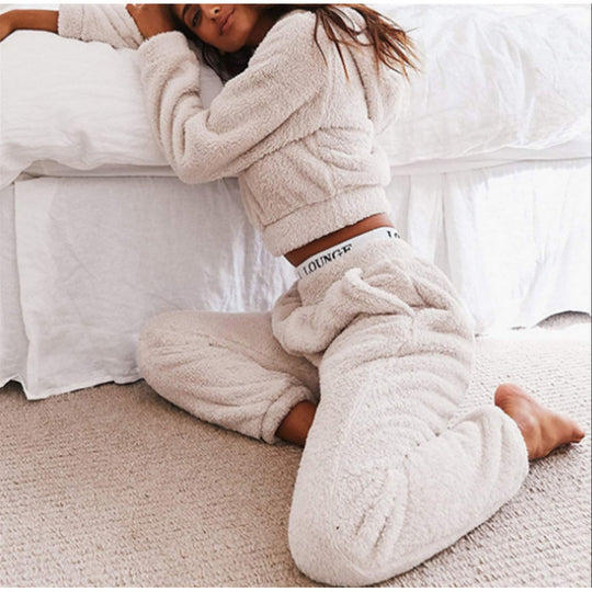 Damen kuscheliges Lounge-Set aus weichem Fleece EB