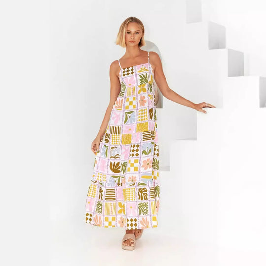 Damen Maxikleid mit gesmoktem Oberteil und verspieltem Grafikdesign EB
