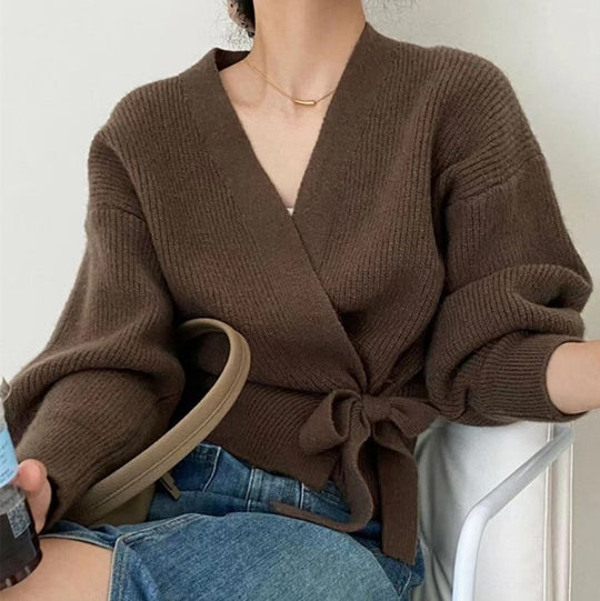 Damen Wickelstrickjacke mit weit geschnittenen Ärmeln und Taillengürtel EB