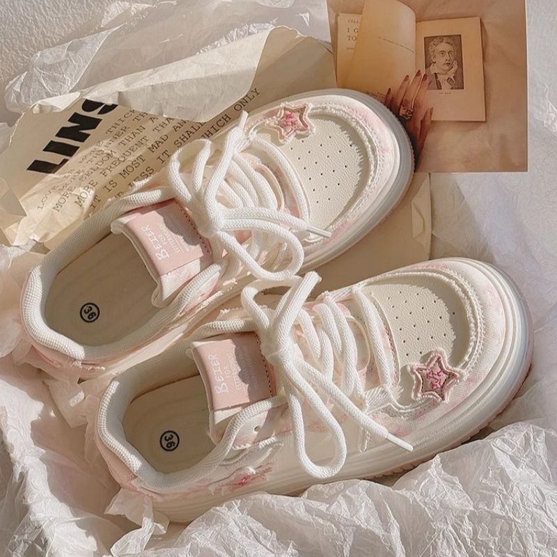 Damen Modische Sneakers mit Sternen-Applikationen EB