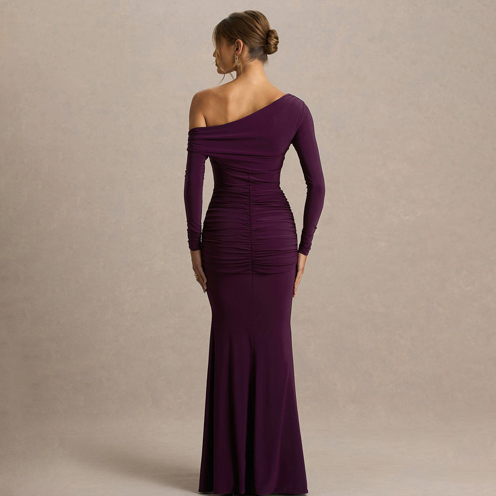 Damen figurbetontes Maxikleid mit asymmetrischem Design und Faltenwurf EB