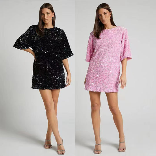 Damen Glamouröses Pailletten-Minikleid mit weit geschnittenen Ärmeln und elegantem Sneaker-Look EB