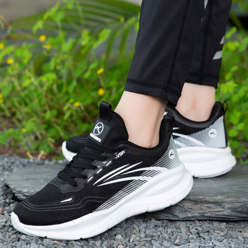 Herren Sportschuhe mit atmungsaktiver Mesh-Oberfläche EB
