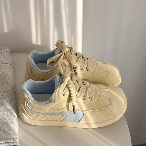 Damen Sportliche Sneaker mit atmungsaktiver Innensohle und modischer Oberflächenstruktur EB