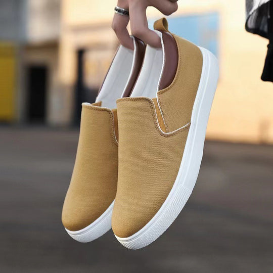 Damen Slip-On Sneakers mit flexiblem Obermaterial und rutschfester Sohle EB