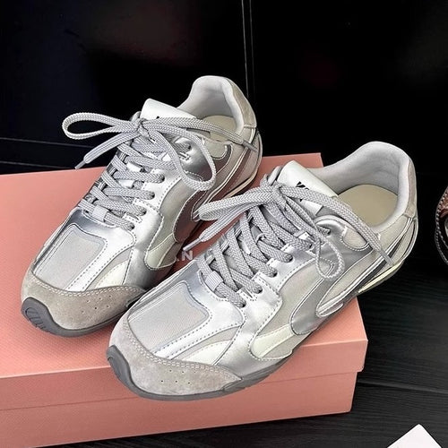 Damen Sportliche Sneakers mit atmungsaktivem Obermaterial und gepolsterter Innensohle EB