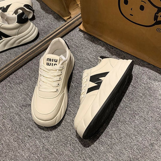 Damen modische Sneaker mit einzigartiger Sohlenstruktur und atmungsaktivem Obermaterial EB